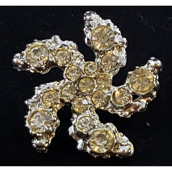 Vtg Clear Round Rhinestone, Silver Tone, Swirling Star Shaped Metal Brooch/Pin - Picture 2 of 8